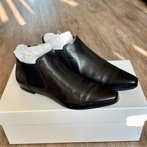 Vince Camrose Black Booties Size 5 Lamb Skin Leather